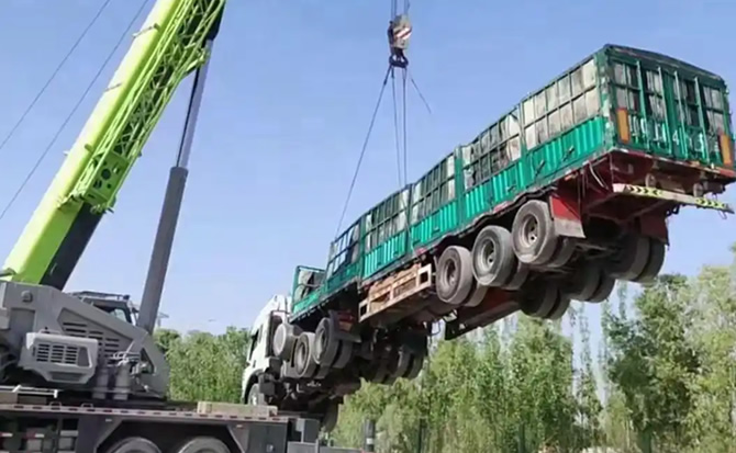 献县道路脱困救援案例